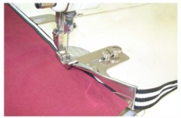Приспособление для окантовки с одинароной подгибкой для платья UMA-216 14-7 H Аэраторы #2